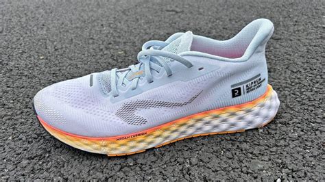 Decathlon Kiprun KS900 Light Review .